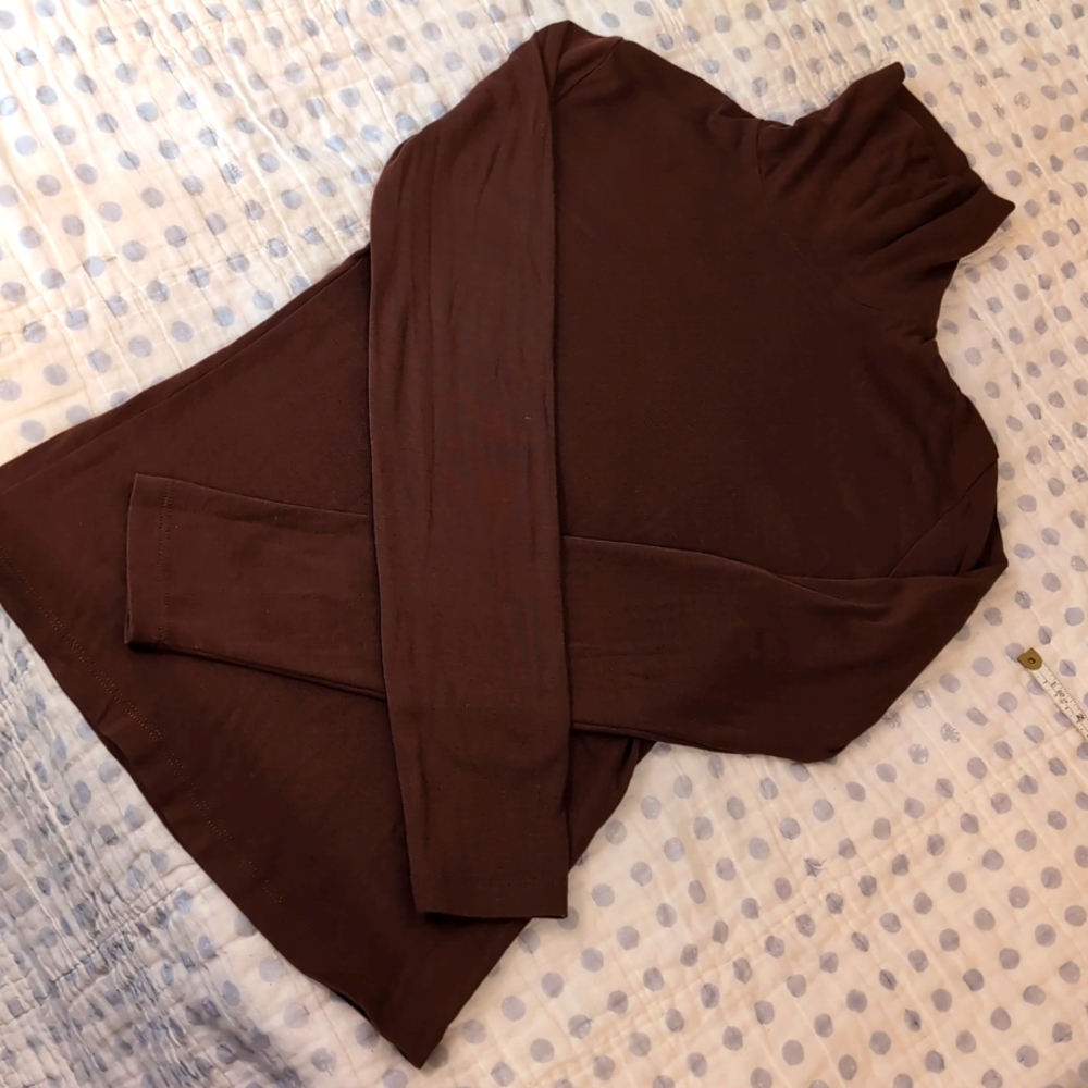 KOTN Fitted Turtleneck Brown 🟤✨❤️✨🟤